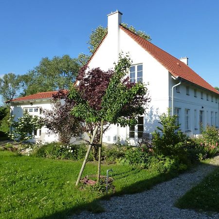 Traumhaftes Luxus-Ferienhaus Warnkenhagen  ภายนอก รูปภาพ