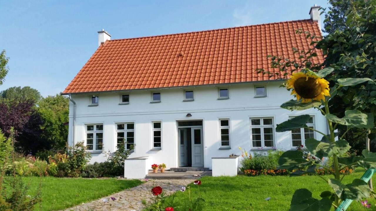 Traumhaftes Luxus-Ferienhaus Warnkenhagen  ภายนอก รูปภาพ