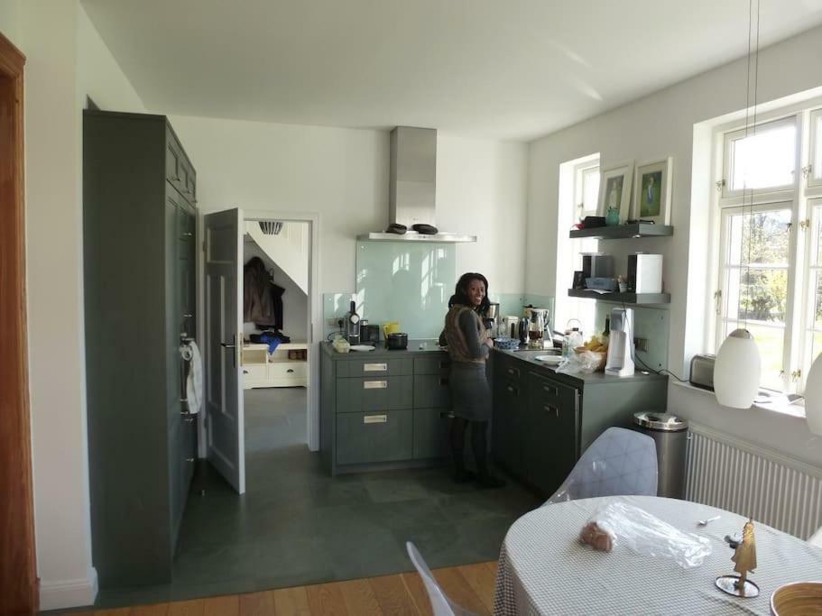 Traumhaftes Luxus-Ferienhaus Warnkenhagen  ภายนอก รูปภาพ